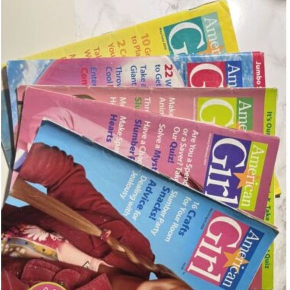 American Girl Accessories - 2005/2006 American Girl Magazines - Lot of 5